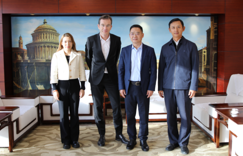 1760924675859789.png 640_副本.png